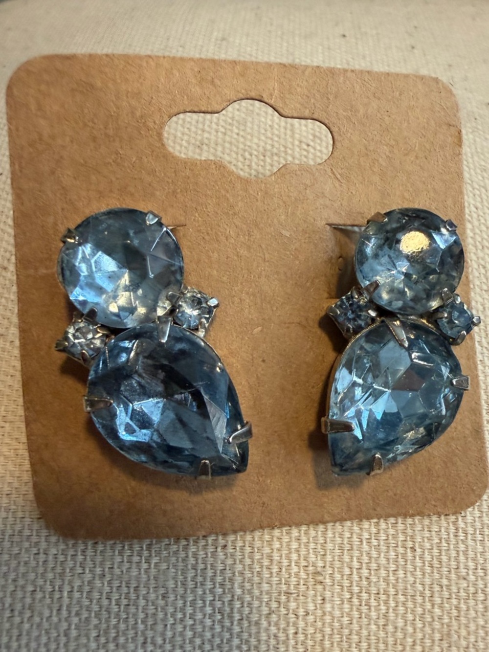 Vintage Blue Gem Teardrop Crystal Clip On Earrings